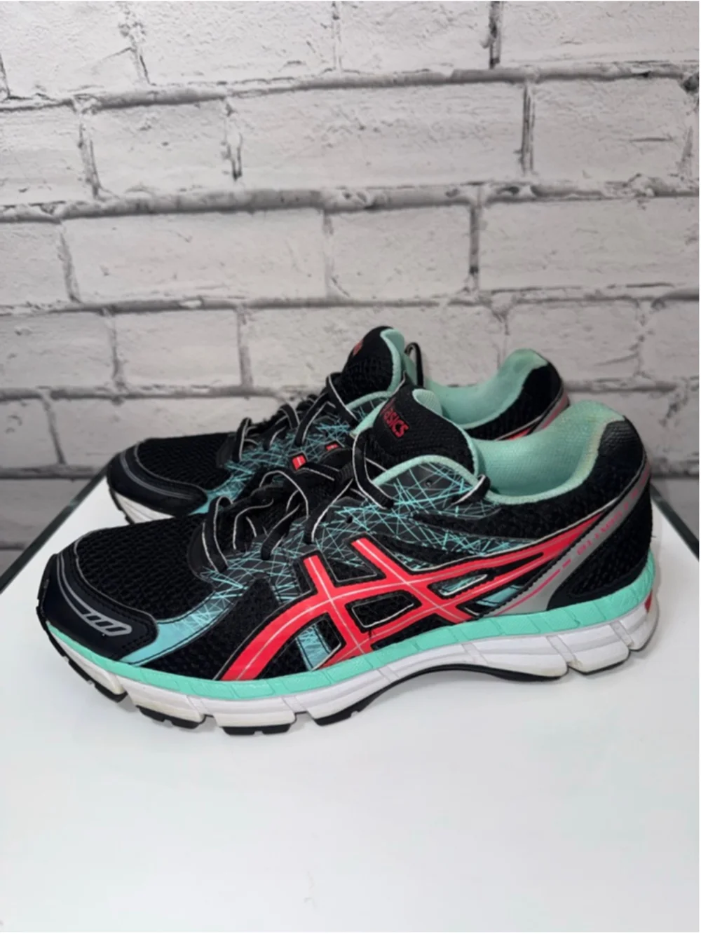 Women's ASICS GEL-EXCITE 2 Athletic Running Shoes Size 9 Black Teal Gym Shoes